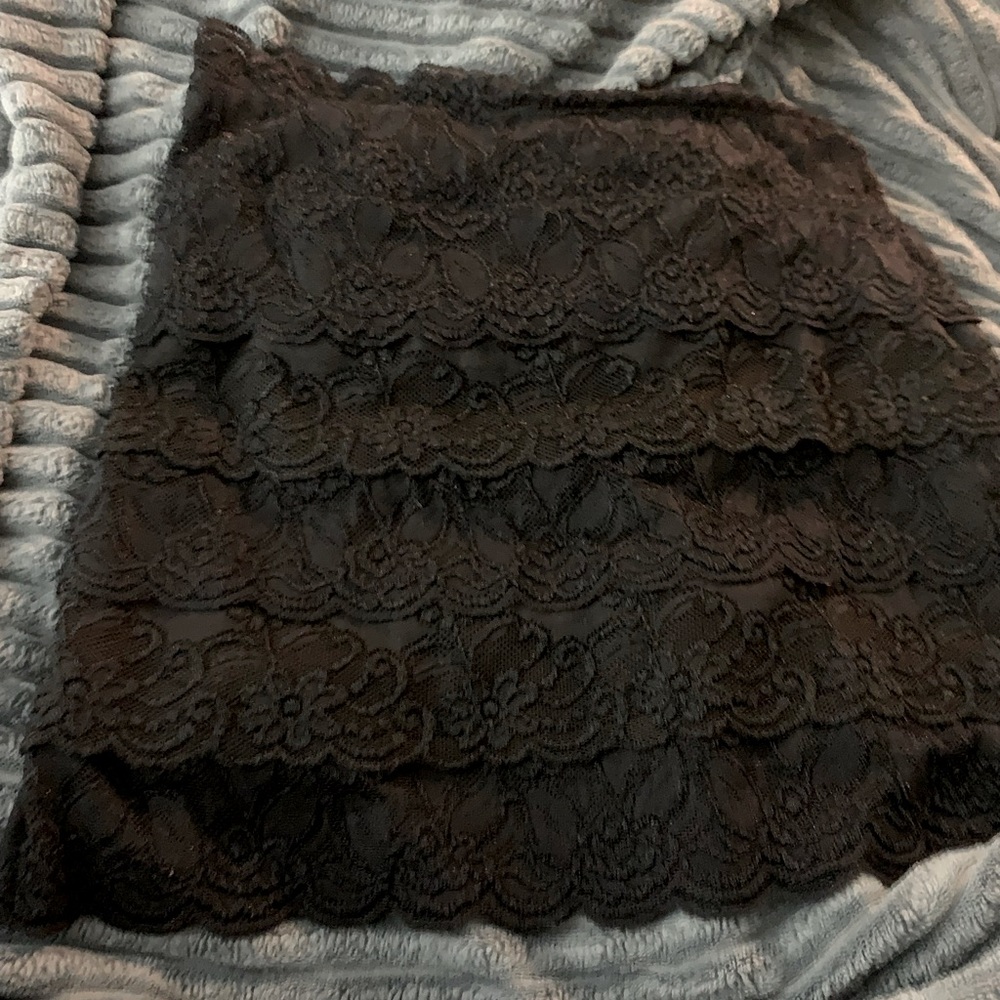 Silence + Noise layered lace black mini skirt M
